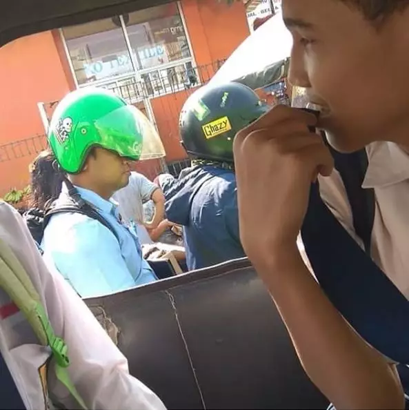 anak kecil naik ojol © 2019 brilio.net anak kecil naik ojol © 2019 brilio.net