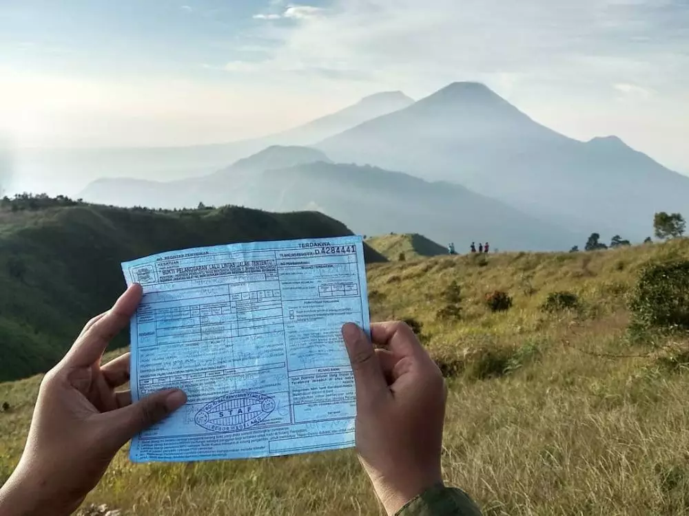 curhat driver ojek online ditilang © berbagai sumber