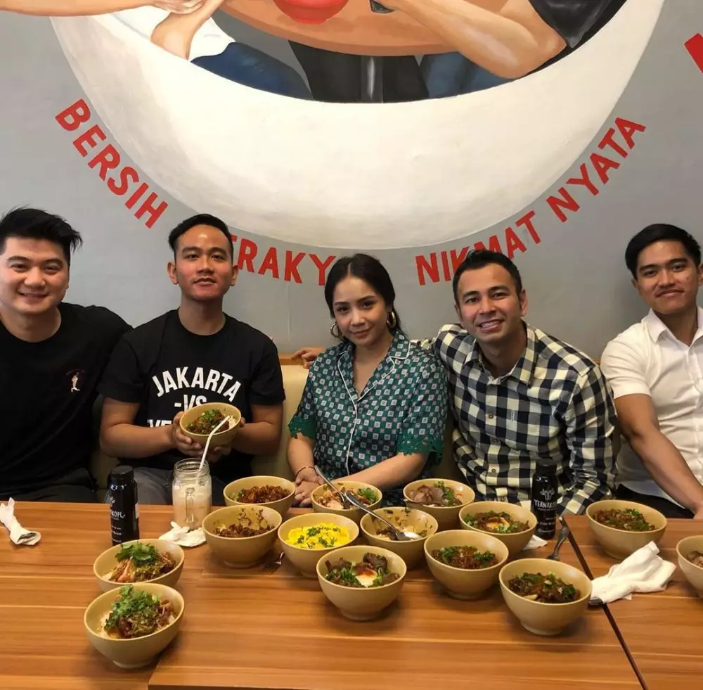 persahabatan arnold gibran kaesang © 2019 brilio.net