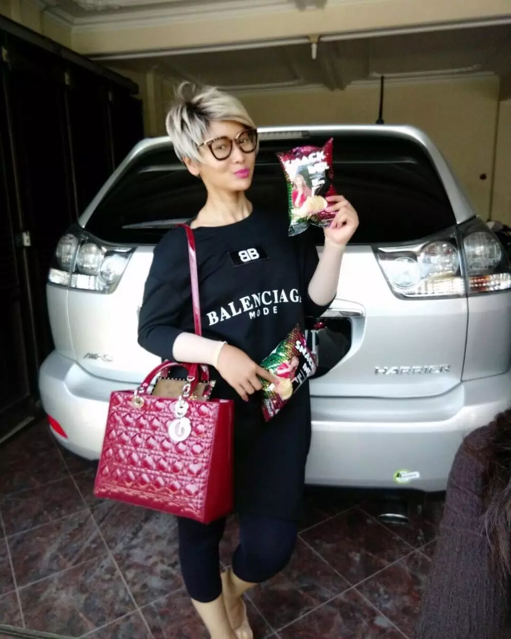 koleksi mobil mewah Inul  © 2019 Instagram koleksi mobil mewah Inul  © 2019 Instagram