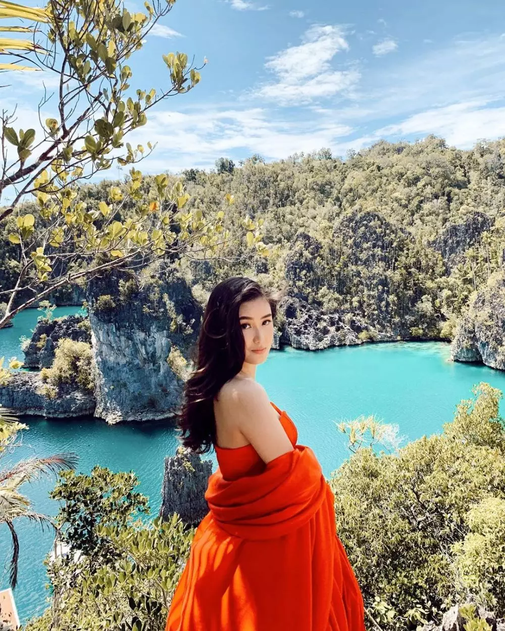 Momen prewedding Boy William di dalam laut Instagram 