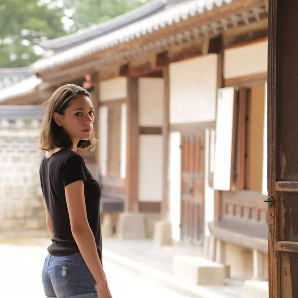 Alena di Sinetron Monyet Cantik Instagram/@shae_official