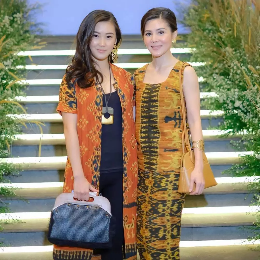 Karen dan ibu  Instagram 