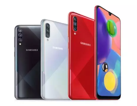 HP dengan kamera 64 MP © 2019 brilio.net HP dengan kamera 64 MP © 2019 brilio.net