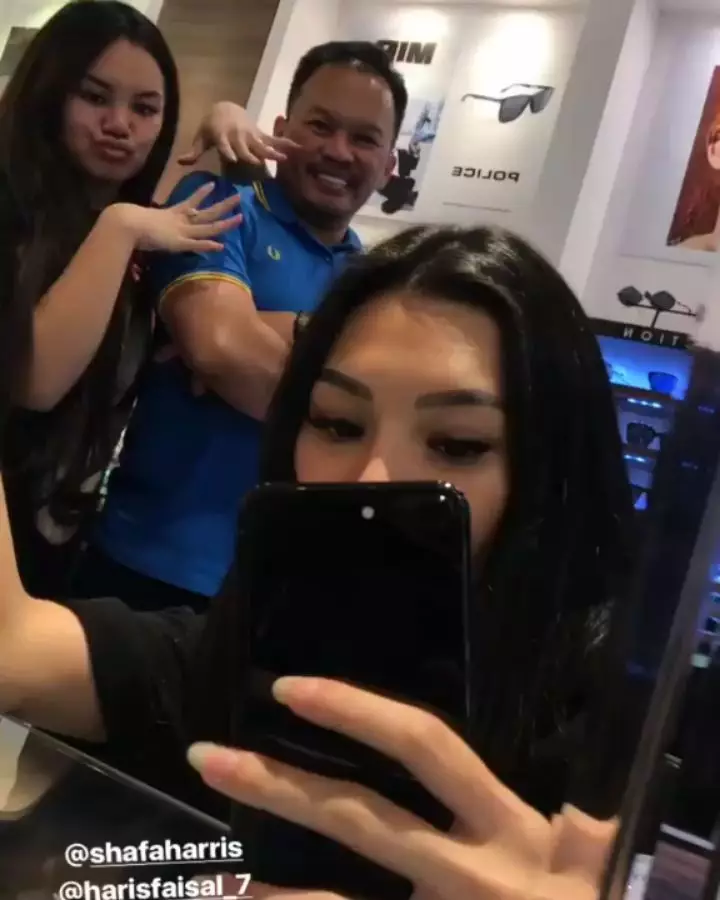 Momen Shafa Harris bareng ayahnya Instagram 