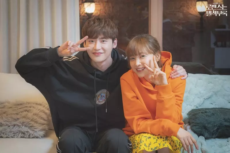 10 Pasangan Drama Korea terbaik 2019, chemistry-nya bikin baper © 2019 brilio.net