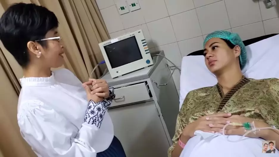 Paula anak pertama YouTube Paula anak pertama YouTube