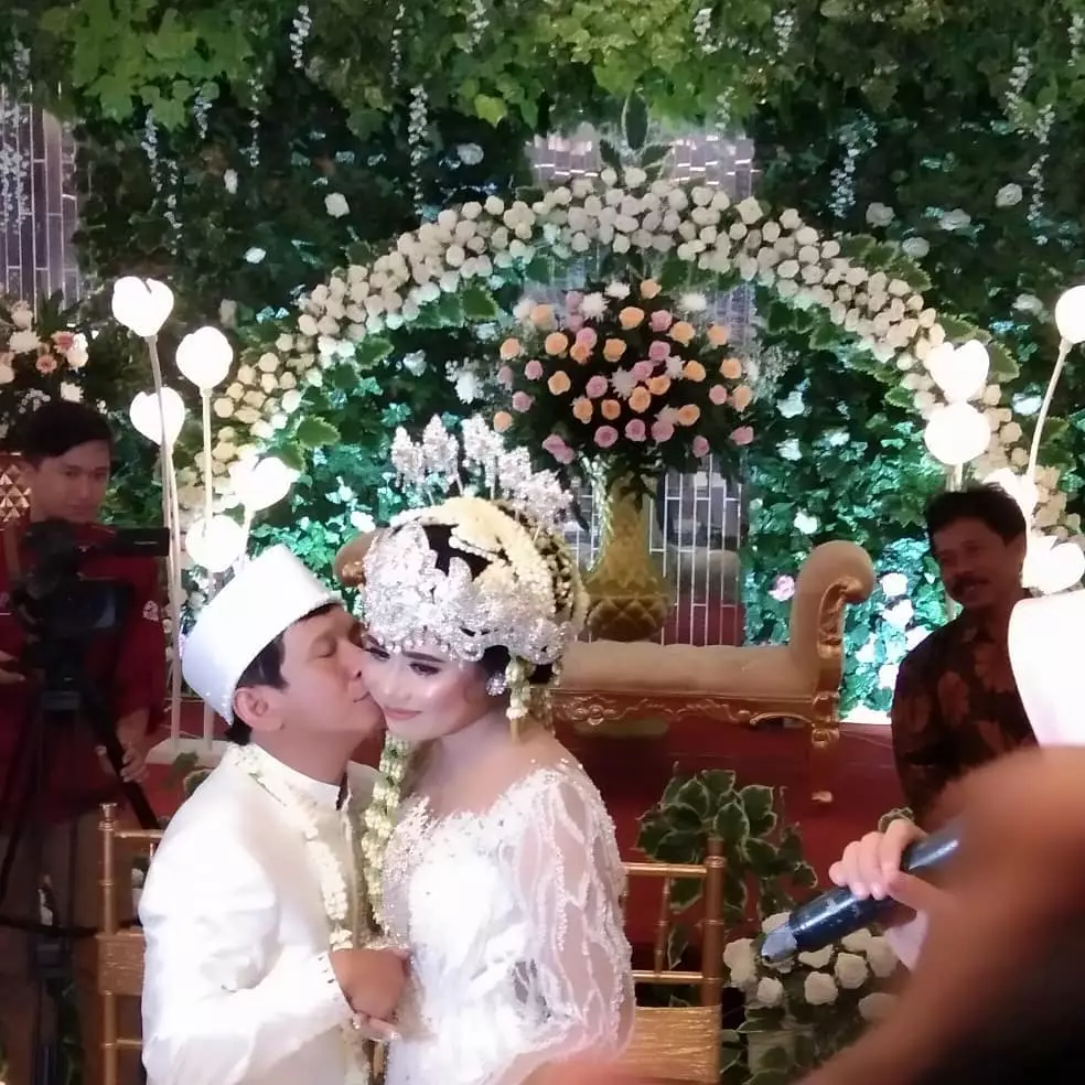 momen akad nikah Ginanjar dan Tiara Amalia © 2019 instagram.com