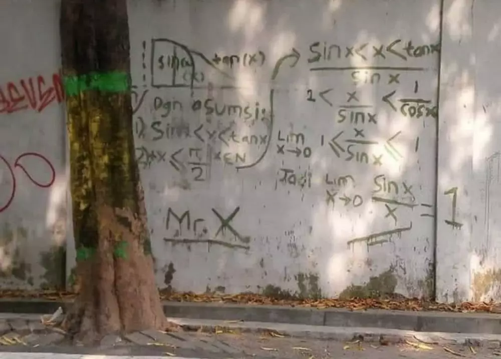 potret lucu orang numpang belajar © 2019 instagram.com