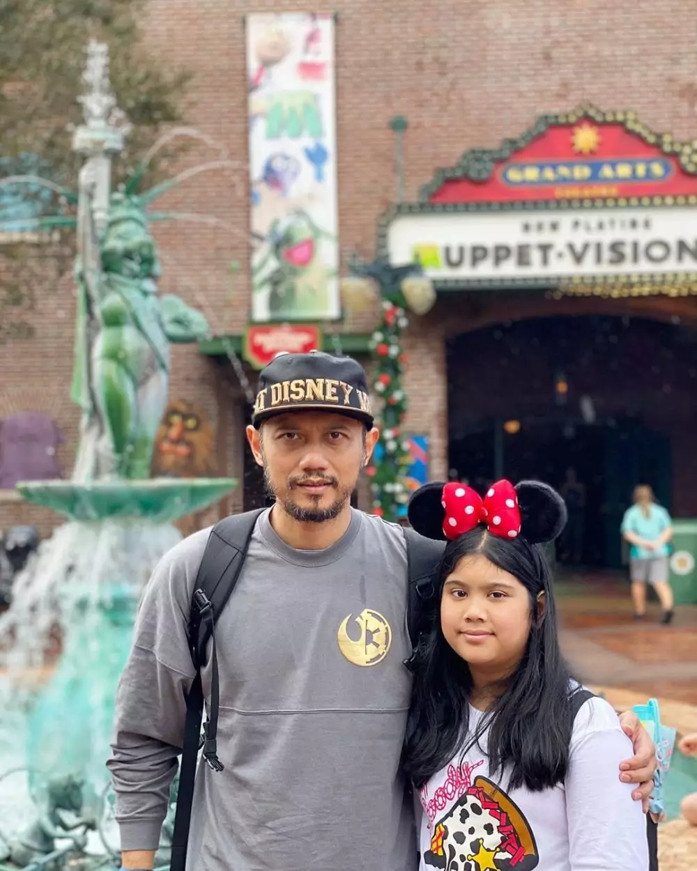 8 Momen AHY ke studio Hollywood instagram 