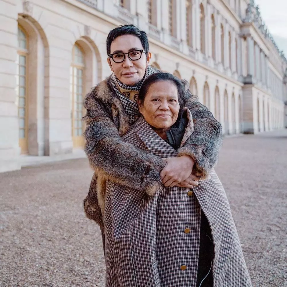 Otis Hahijary bareng ART © 2019 Instagram