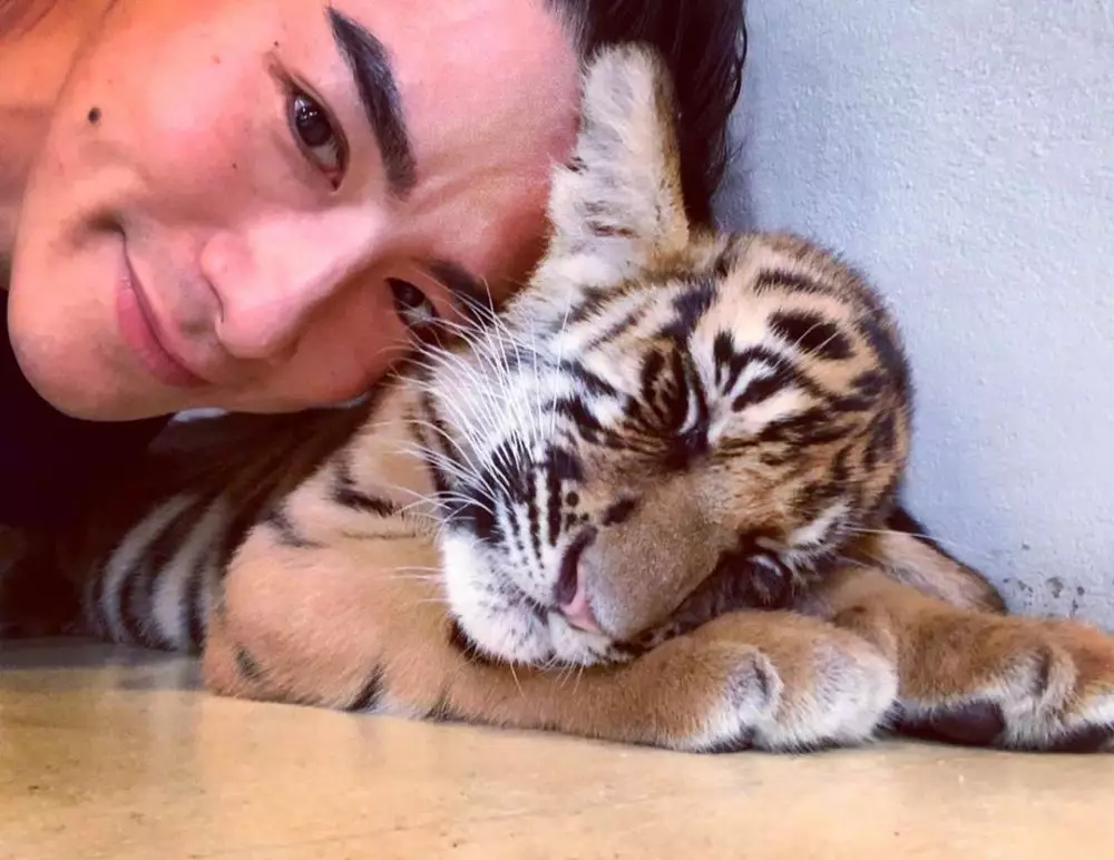 Potret Ryochin yang dekat dengan Luna Maya © 2019 brilio.net