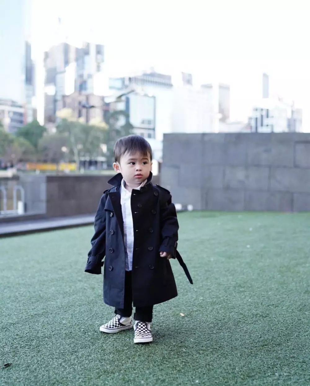 Gaya Raphael Moeis © 2019 brilio.net