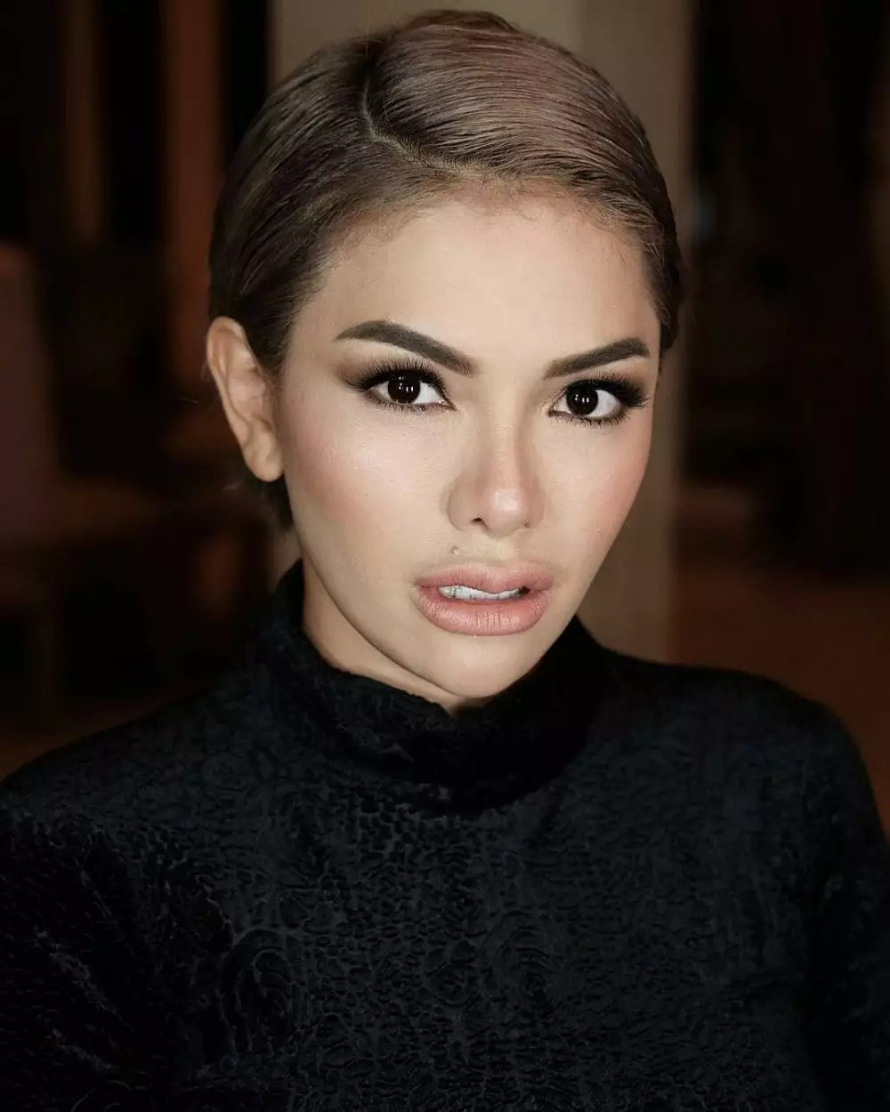 Kisah 4 seleb tinggalkan bayi karena terjerat kasus hukum Istimewa