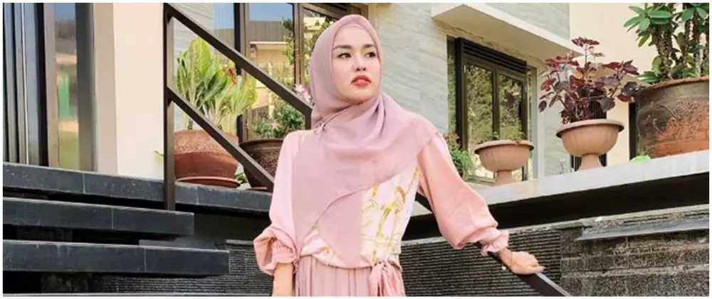 Kisah 4 seleb tinggalkan bayi karena terjerat kasus hukum Istimewa