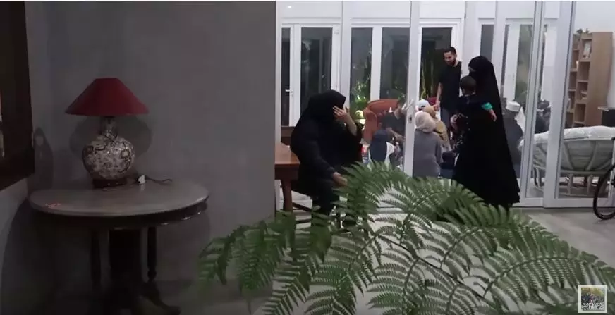 10 Potret rumah Dewi Sandra instagram 