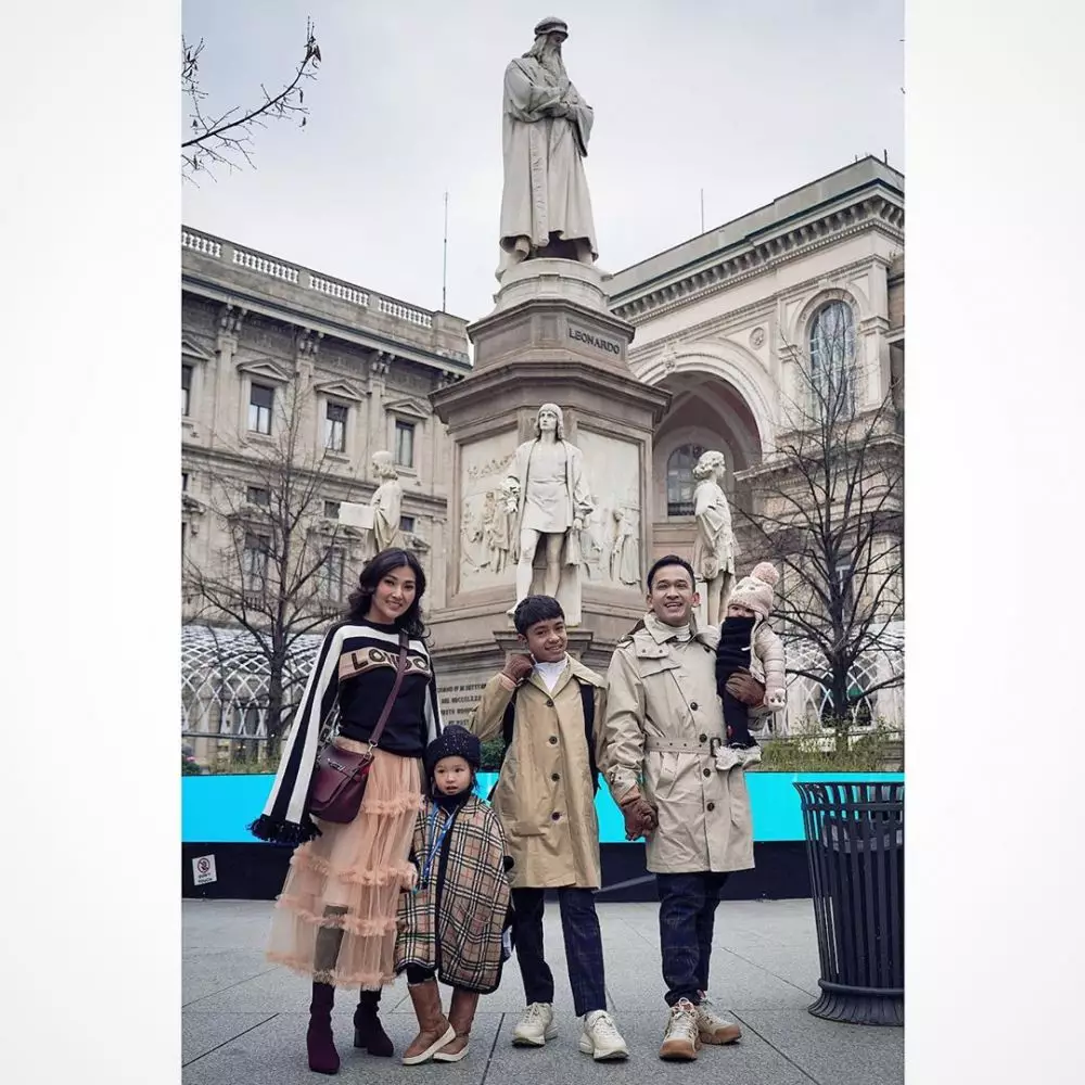 10 Potret keseruan liburan Ruben Onsu & keluarga ke Italia Instagram/@ruben_onsu @sarwendah29