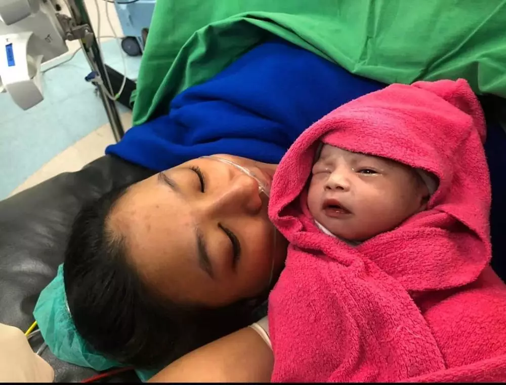 adzana melahirkan anak pertama © 2020 brilio.net