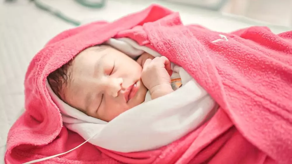 adzana melahirkan anak pertama © 2020 brilio.net