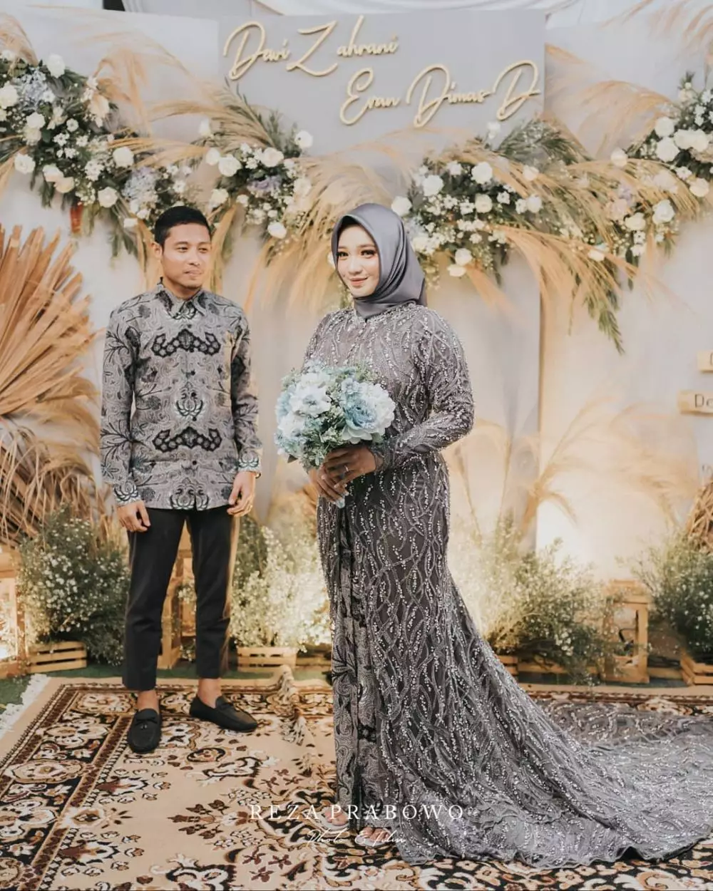 momen lamaran evan dimas © 2020 brilio.net momen lamaran evan dimas © 2020 brilio.net