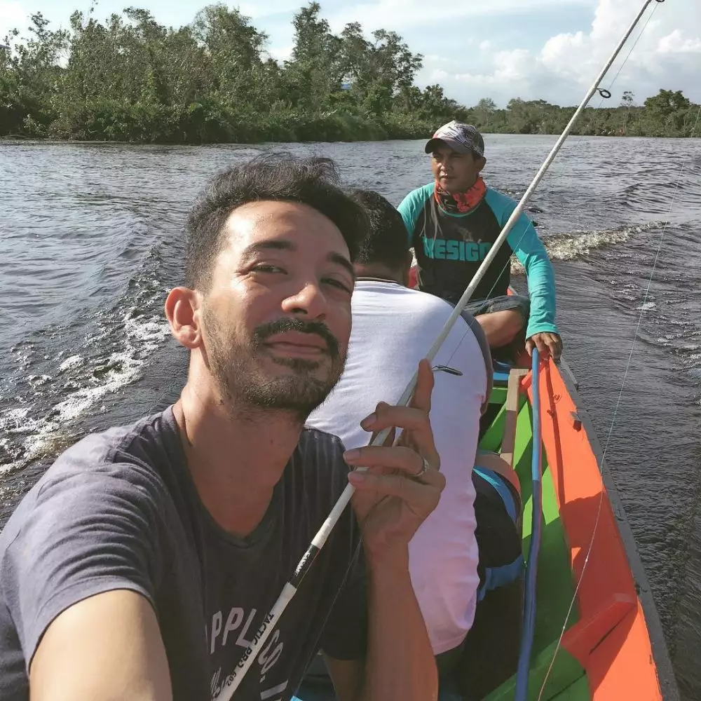 6 Potret terbaru Bejo pemain Pesantren Rock n Roll, manglingi © 2020 instagram.com