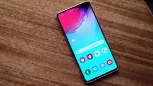 8 Smartphone terbaik hadir di 2020 © 2020 brilio.net 8 Smartphone terbaik hadir di 2020 © 2020 brilio.net