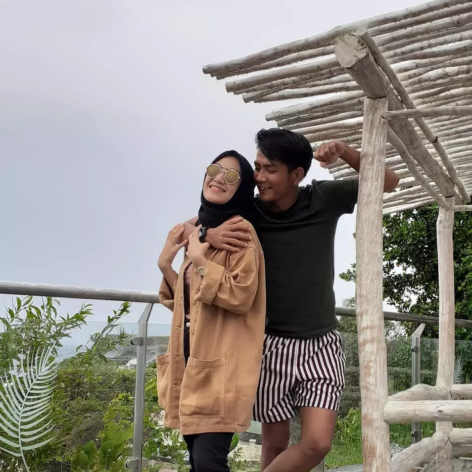 Angga Putra di Bali instagram 