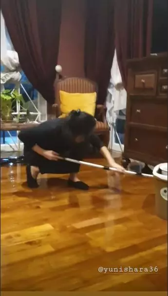 yuni shara bersih-bersih © 2020 brilio.net