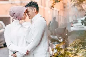 6 Potret Citra Kirana & Rezky Aditya di Hong Kong, jelajah pasar