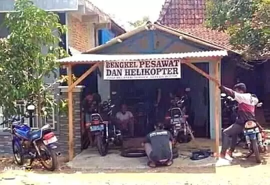 tulisan di bengkel kocak lucu ngakak © berbagai sumber
