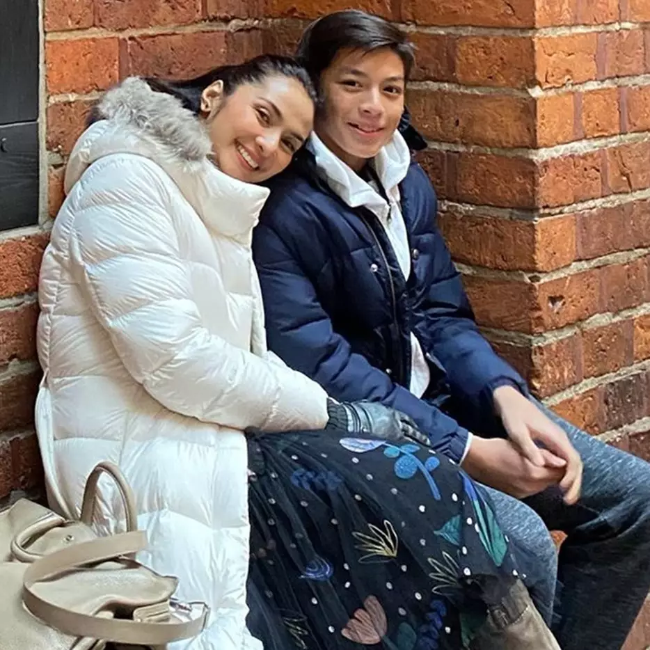 Beranjak remaja, potret anak 6 seleb berparas bule ini memesona