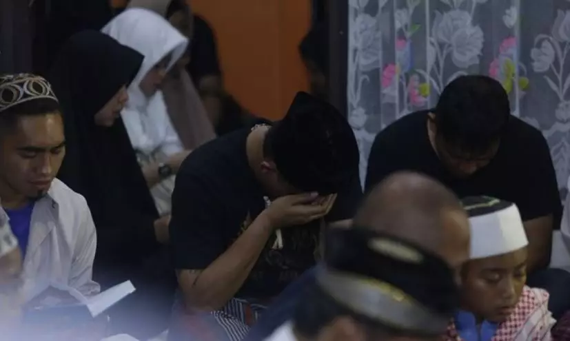 potret sule tahlilan mendiang lina Kapanlagi potret sule tahlilan mendiang lina Kapanlagi