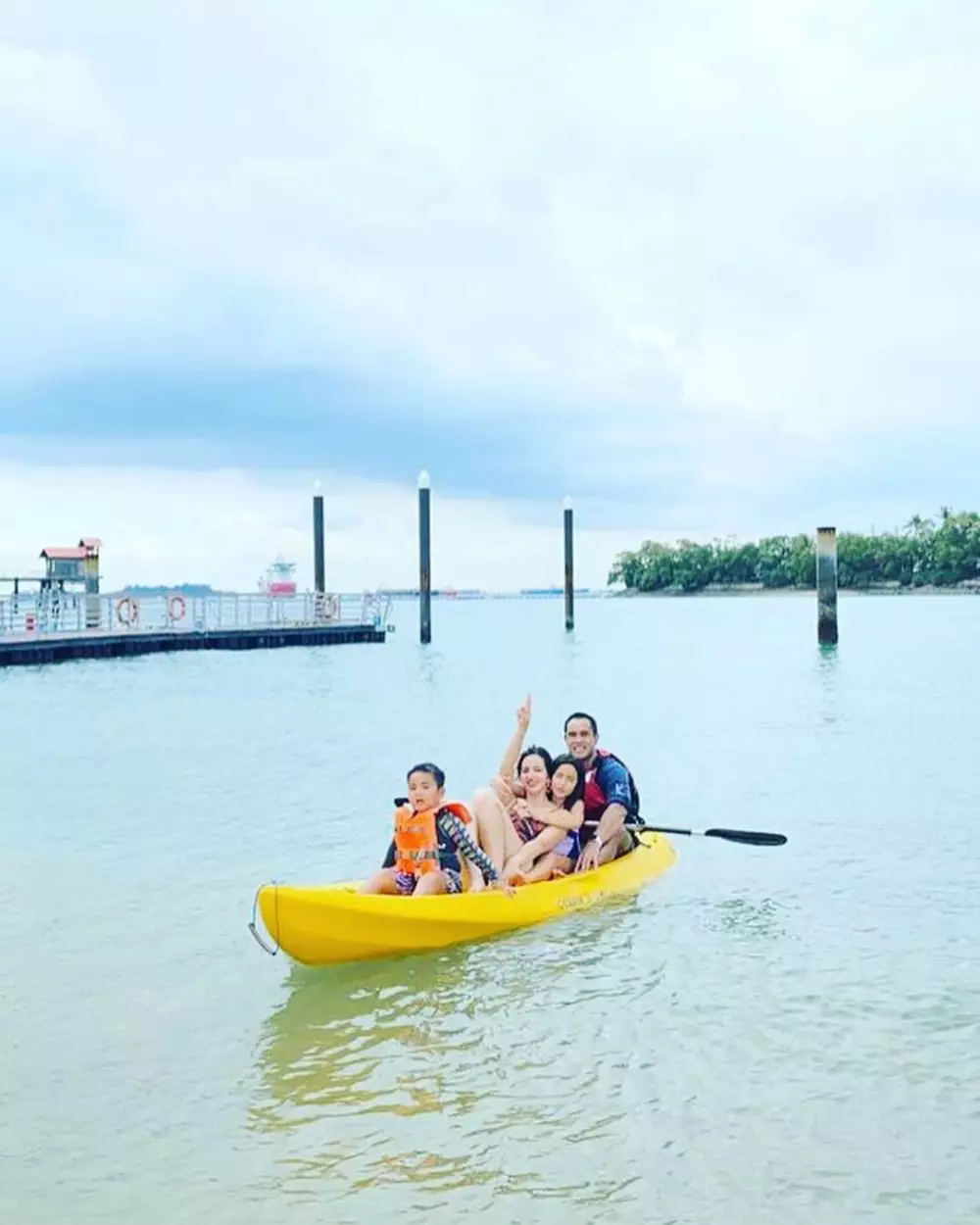 Libur tahun baru Nia Ramadhani  © 2020 brilio.net Libur tahun baru Nia Ramadhani  © 2020 brilio.net