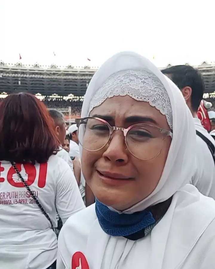 8 Momen kenangan Ria Irawan instagram  8 Momen kenangan Ria Irawan instagram