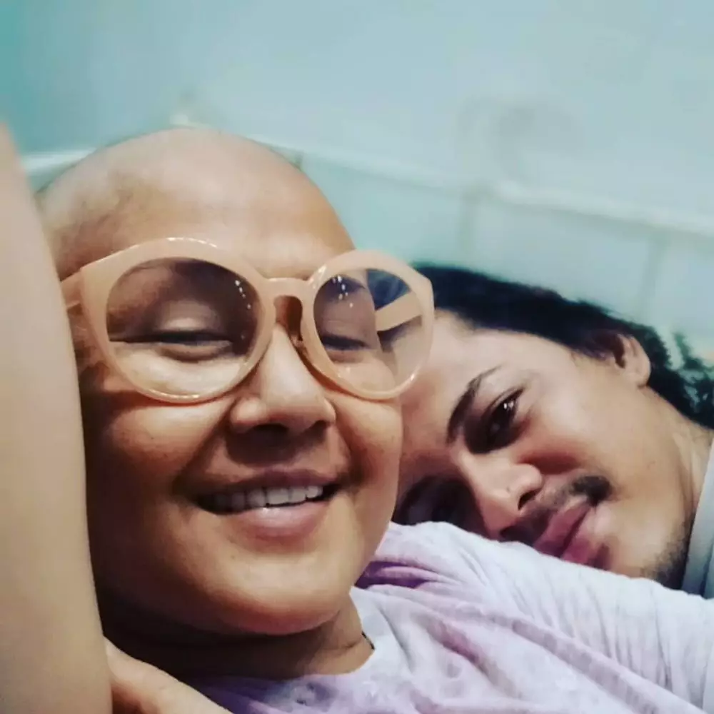 Kenangan Ria irawan dan suami © 2020 brilio.net Kenangan Ria irawan dan suami © 2020 brilio.net