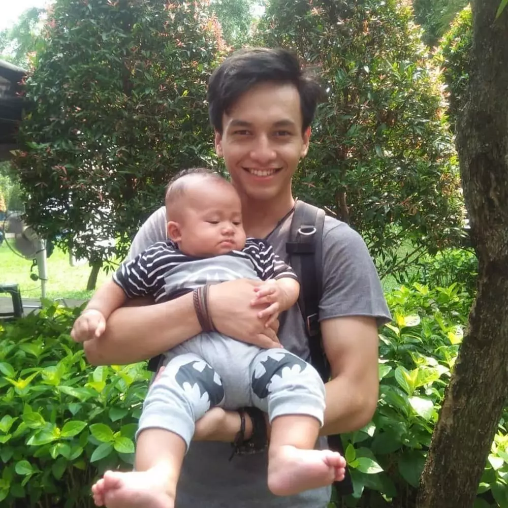 seleb ganteng momong bayi Istimewa seleb ganteng momong bayi Istimewa