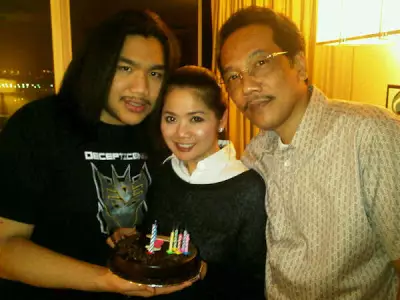 Kedekatan seleb bareng anak tunggal cowok Instagram 