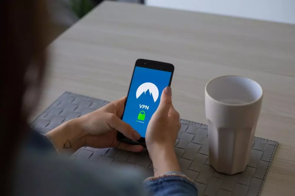 10 Cara mudah mengatasi WA pending © 2020 brilio.net 10 Cara mudah mengatasi WA pending © 2020 brilio.net