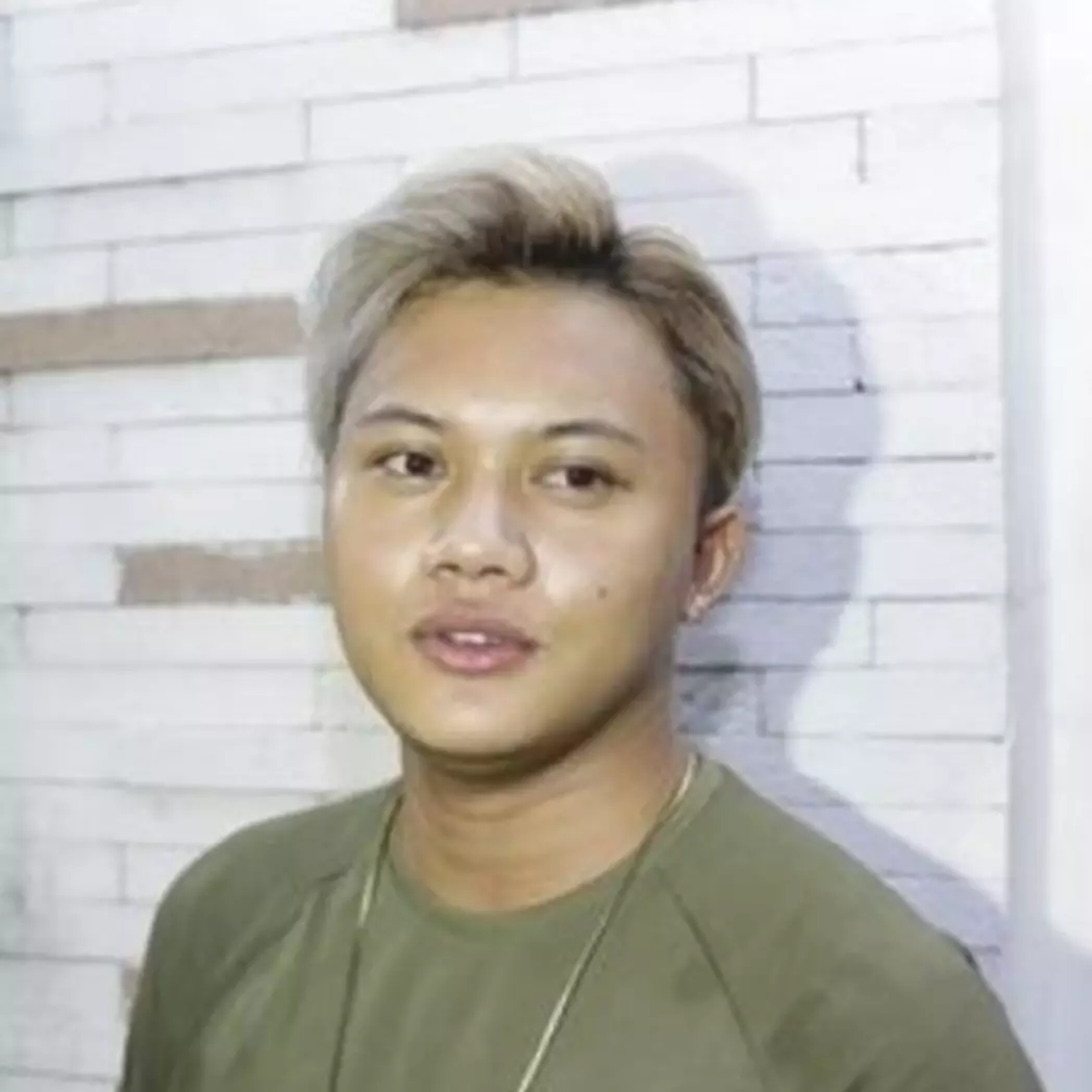 Kematian ibunda dinilai janggal, Rizky Febian lapor polisi