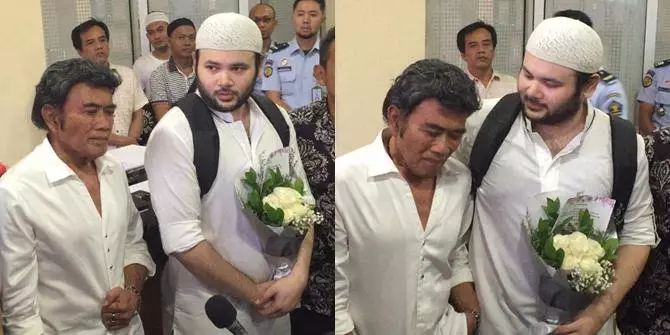 Rhoma Irama menangis haru saat jemput Ridho Rhoma dari tahanan © 2020 Kapanlagi.com