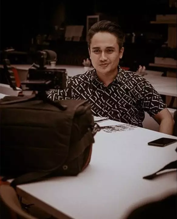 Denny Darko © 2020 instagram.com Denny Darko © 2020 instagram.com