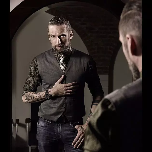 10 Pesona Carson, mantan suami Farah Quinn yang makin kece © 2020 instagram.com