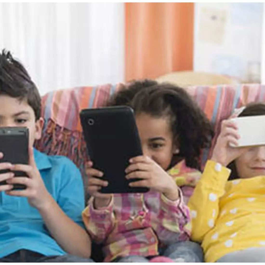 5 Aplikasi ini bisa kontrol penggunaan gadget pada anak