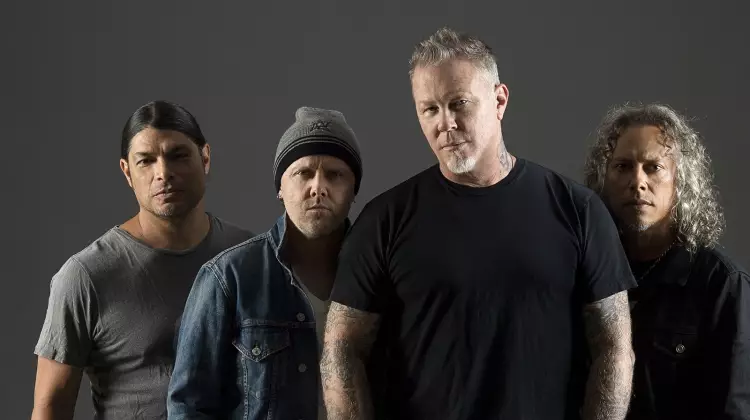 seleb donasi kebakaran Australia berbagai sumber seleb donasi kebakaran Australia berbagai sumber