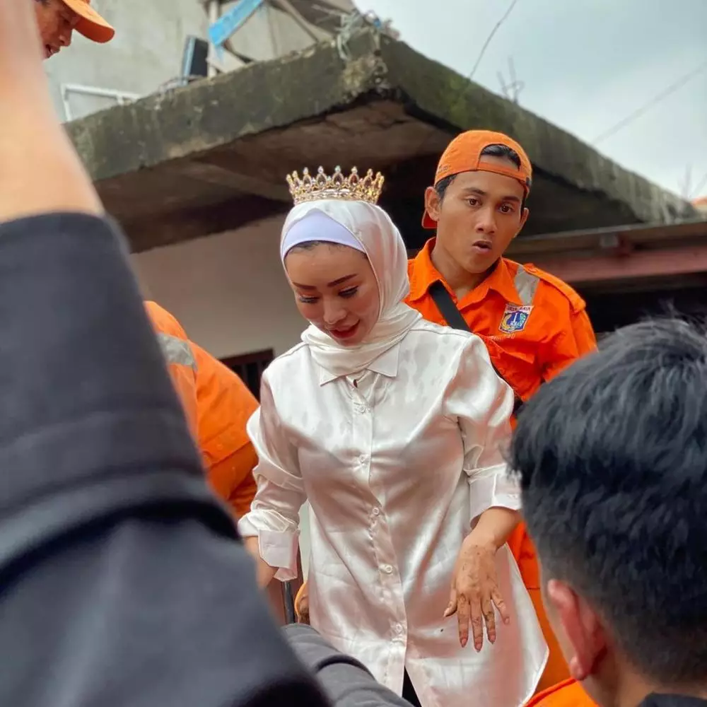 Putuskan berhijab usai sakit, ini 6 potret terbaru Baby Sexyola © 2020 instagram.com Putuskan berhijab usai sakit, ini 6 potret terbaru Baby Sexyola © 2020 instagram.com