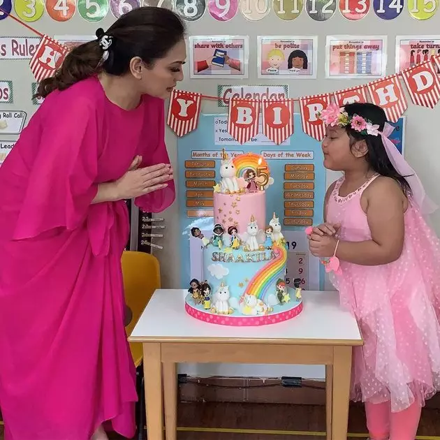 8 Potret Shaakila, cucu kesayangan Nia Daniaty yang jarang tersorot © 2020 instagram.com 8 Potret Shaakila, cucu kesayangan Nia Daniaty yang jarang tersorot © 2020 instagram.com