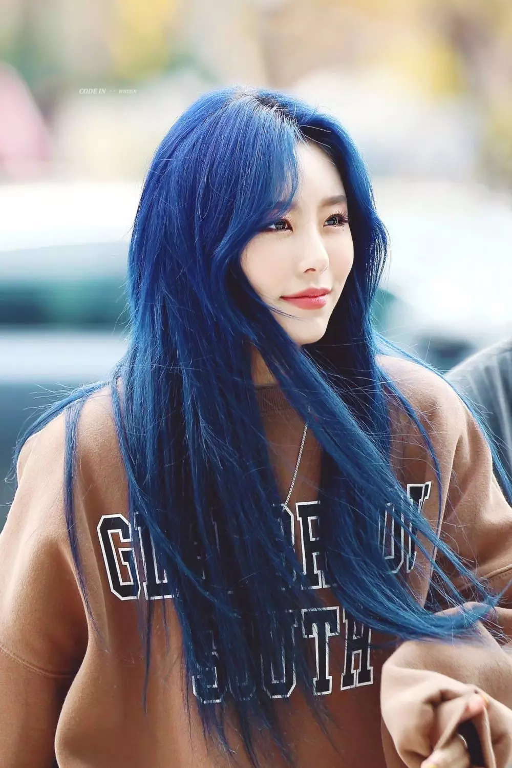 idol rambut biru istimewa idol rambut biru istimewa