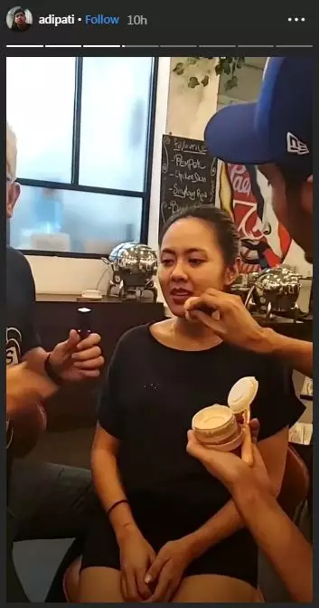 bridal shower Marcell Darwin berbagai sumber