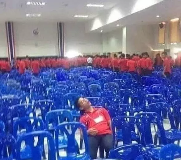 gaya orang tidur bikin nyengir  istimewa gaya orang tidur bikin nyengir  istimewa