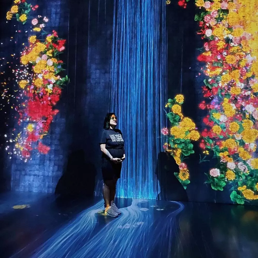 Istri Glenn Fredly saat pamer baby bump Instagram 